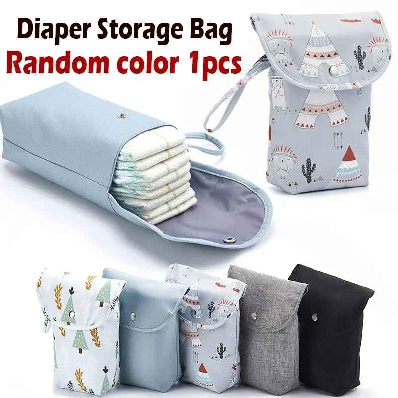 Accessoire en plus pratique et compact pour le sac à langer Total Protect: un sac à couche étanche