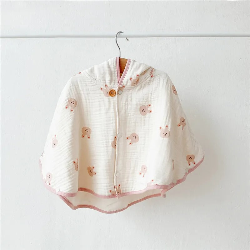 Cape, couverture pour bébé super pratique. Idéal pour les promenades en porte bebe. Idéal pour le voyage thÚme des lapins