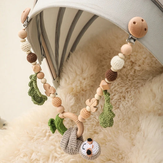 Chaine suspendue de poussette pour bébé. Jouet d'éveil. Thème panda