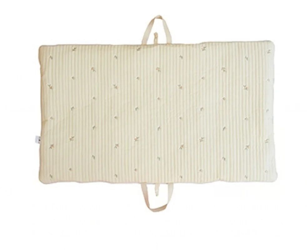 Matelas nomade pour bébé pliable motif olive