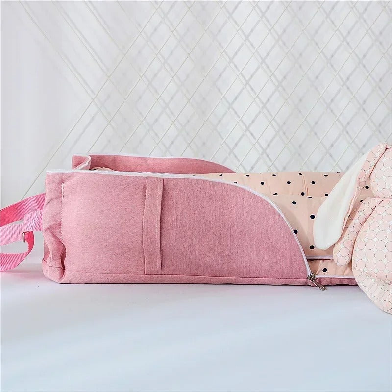 Utilisation du nid bébé de voyage en extérieur