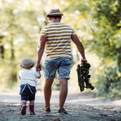 Poussette de voyage Travelit pour bébé, légÚre et facile à plier pour les parents nomades