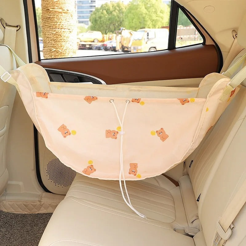 Joli sac de rangement suspendu pour voiture. Grand et large organiseur de voiture. TrÚs pratique pour vos déplacements