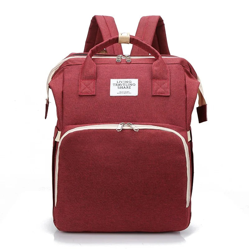 Modèle rouge du Big Back Pack en position landau